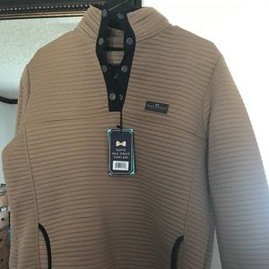 Simply Southern Quilted Pullover Size M